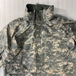 Cold weather universal camouflage parka XL